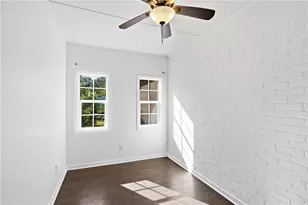 978 Winburn Dr, East Point, GA 30344 - Photo 12