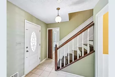 6092 Lakeshore Drive, Mableton, GA 30126 - Photo 4