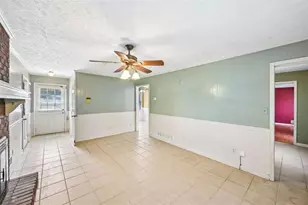 6092 Lakeshore Dr, Mableton, GA 30126 - Photo 8