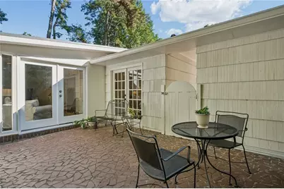 976 Dean Drive NW, Atlanta, GA 30318 - Photo 32