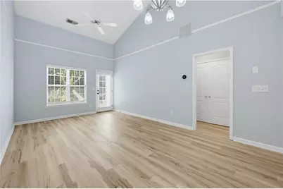 240 Fox Creek Boulevard, Woodstock, GA 30188 - Photo 12