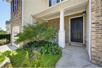 240 Fox Creek Boulevard, Woodstock, GA 30188 - Photo 2