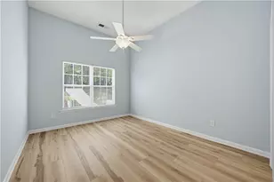240 Fox Creek Blvd, Woodstock, GA 30188 - Photo 14