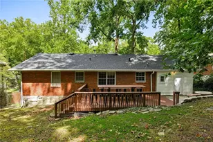 1857 Fern Creek Ln NE, Atlanta, GA 30329 - Photo 14