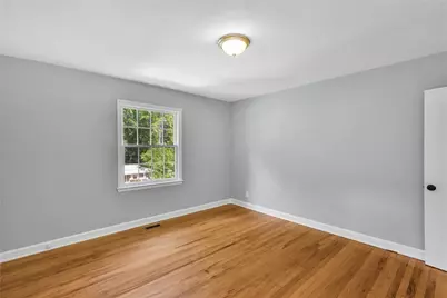 1857 Fern Creek Lane NE, Atlanta, GA 30329 - Photo 18