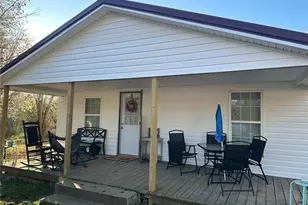 310 Pledger St, La Fayette, GA 30728 - Photo 1
