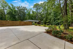 4064 Covered Bridge Rd SW, Smyrna, GA 30082 - Photo 80