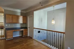 6005 Turfway Park Ct, Sugar Hill, GA 30518 - Photo 10