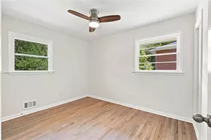 126 Meadow Park Ln SW, Atlanta, GA 30315 - Photo 18