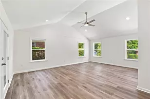 126 Meadow Park Ln SW, Atlanta, GA 30315 - Photo 10