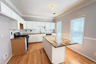 200 Abbotts Mill Dr, Johns Creek, GA 30097 - Photo 14