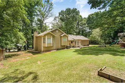 1601 River Glen Road, Auburn, GA 30011 - Photo 10