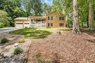1601 River Glen Rd, Auburn, GA 30011 - Photo 1