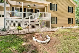 1601 River Glen Rd, Auburn, GA 30011 - Photo 6