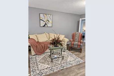 567 Center Hill Avenue NW, Atlanta, GA 30318 - Photo 6