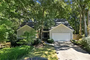 2267 Belle Vista Ct, Marietta, GA 30062 - Photo 1