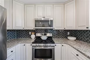 1065 Arborhill Ln, Alpharetta, GA 30004 - Photo 12