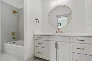 105 W Lake Blvd, Carrollton, GA 30116 - Photo 14