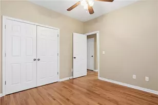 410 Ashley Dr, Canton, GA 30114 - Photo 30