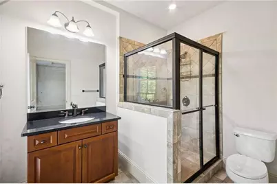 3611 E Paces Way NE, Atlanta, GA 30326 - Photo 32
