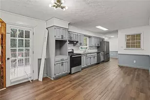 6982 Knollwood Dr, Morrow, GA 30260 - Photo 16