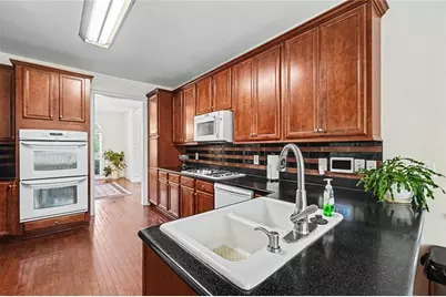 5452 Old Dalton Rd NE, Calhoun, GA 30701 - Photo 10