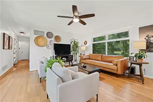 3831 Greenhill Dr, Atlanta, GA 30341 - Photo 4