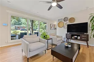 3831 Greenhill Dr, Atlanta, GA 30341 - Photo 10