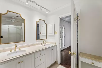 2340 Christophers Walk NW, Atlanta, GA 30327 - Photo 26