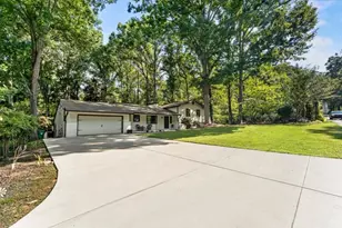 1606 E Nancy Creek Dr, Brookhaven, GA 30319 - Photo 8