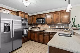 2823 Hitchcock Mill Run, Marietta, GA 30068 - Photo 6