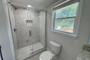 69 4th St, Griffin, GA 30223 - Photo 16