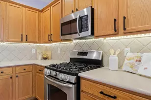 3759 Chattahoochee Summit Dr SE, Atlanta, GA 30339 - Photo 10