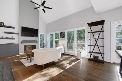 4535 Village Springs Run, Atlanta, GA 30338 - Photo 12