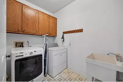 2078 Lakewood Circle SW, Grayson, GA 30017 - Photo 18