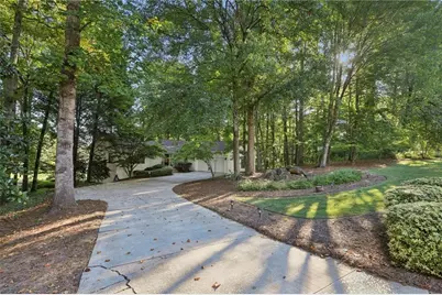 2350 Roxburgh Drive, Roswell, GA 30076 - Photo 6