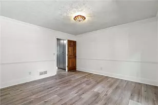 4690 Nutmeg Way SW, Lilburn, GA 30047 - Photo 6