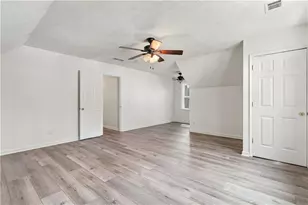 4690 Nutmeg Way SW, Lilburn, GA 30047 - Photo 32