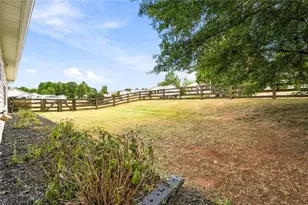 306 Dove Point, Social Circle, GA 30025 - Photo 4