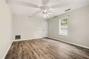 524 Martin Forest Ln SE, Lawrenceville, GA 30045 - Photo 38