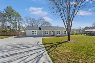 2001 Raymonds Dr, Loganville, GA 30052 - Photo 1