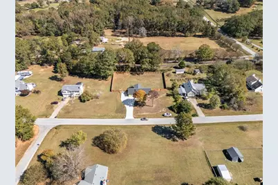 2001 Raymonds Drive, Loganville, GA 30052 - Photo 30