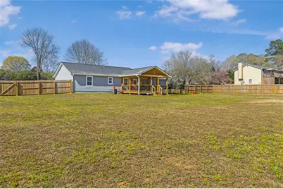 2001 Raymonds Drive, Loganville, GA 30052 - Photo 10