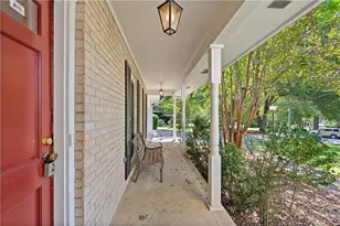 5161 Joel Ln, Dunwoody, GA 30360 - Photo 10
