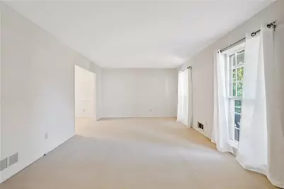 5161 Joel Lane, Dunwoody, GA 30360 - Photo 14