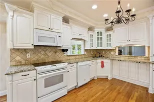 1977 Johnson Ferry Rd, Marietta, GA 30062 - Photo 2
