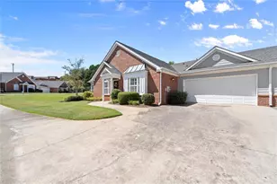205 Somerton Pl, Cumming, GA 30040 - Photo 4