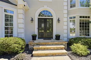 10785 Grenadier Ln, Alpharetta, GA 30022 - Photo 2