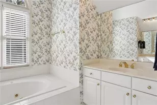 2264 Lenox Ridge Ct NE, Brookhaven, GA 30319 - Photo 36