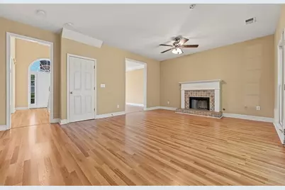 2875 Montview Drive SW, Marietta, GA 30060 - Photo 8
